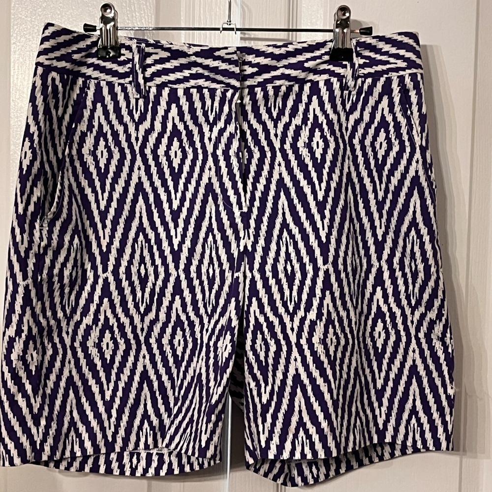 J. McLaughlin Navy and White Geometric Shorts